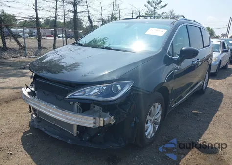 2019 Chrysler Pacifica Touring L из США, поврежденный, VIN 2C4RC1BG8KR508594